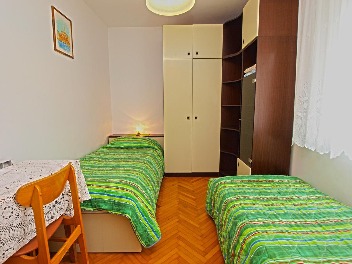 Rooms Milan 1370 Rovinj Exterior photo